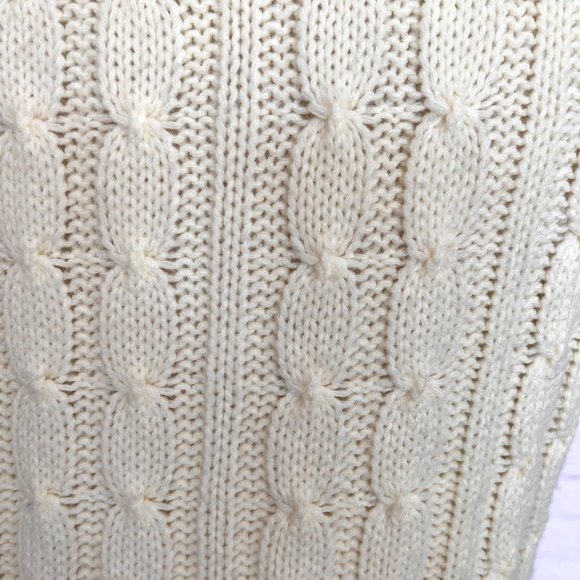 80's Sweater Vest - Button Up - Cable Knit - Size Medium - Picture 9 of 10